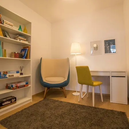 Adora Travel Apartment